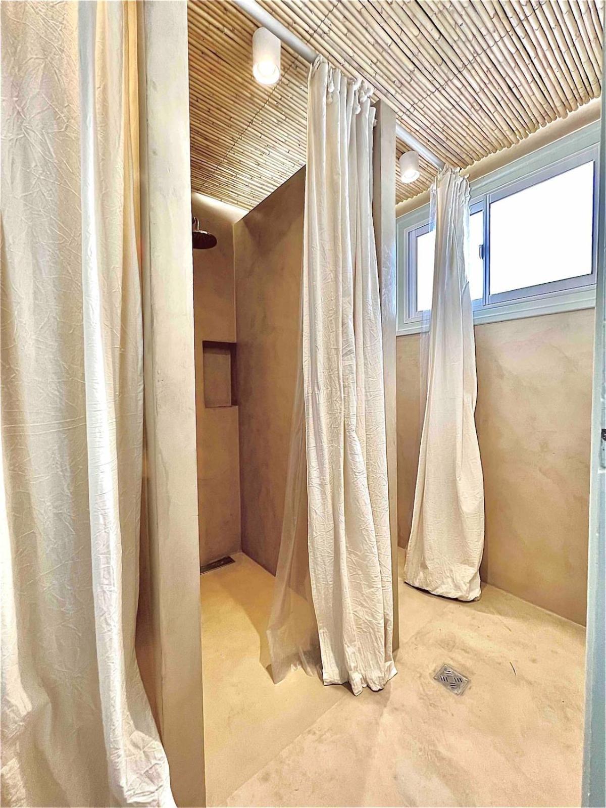 Exclusiva Casa Privada En La Mejor Zona De Mendoza Villa Luaran gambar
